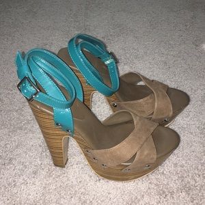 Jessica Simpson Platform Sandals Size 7
